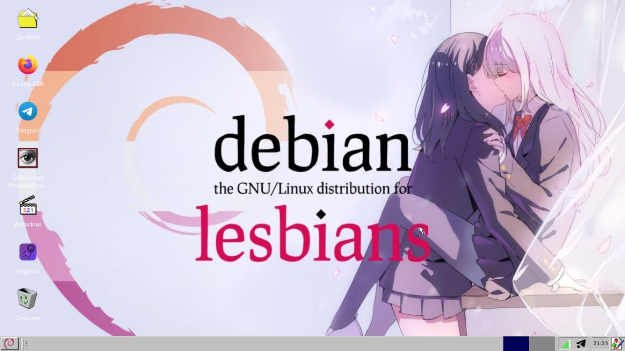 Kubuntu Desktop-Theme mit dunklem Neon-Look und Anime-Wallpaper